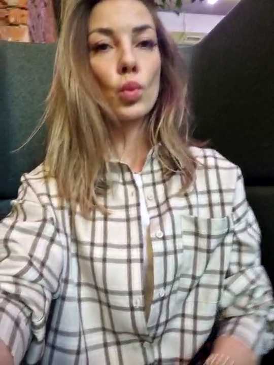 Anna_Nights cam recording