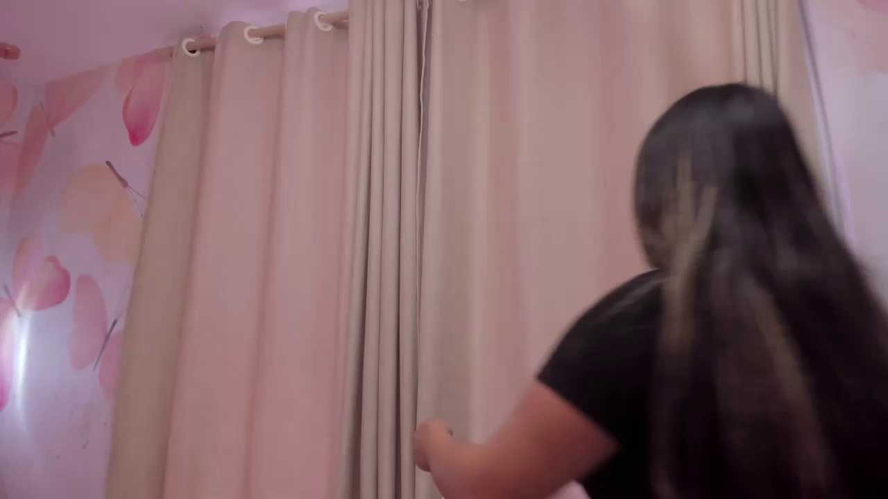 Arianna_bigboobs_