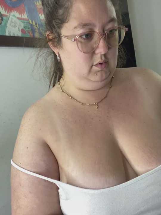 Chloee_Peach
