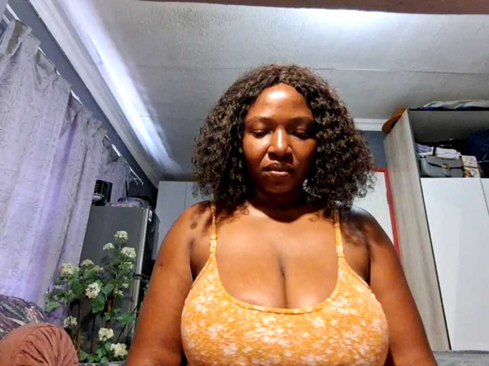 EbonyRose9