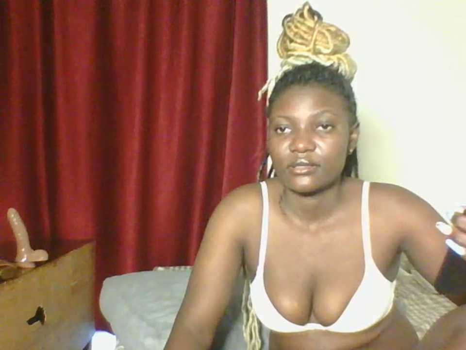 Ebony_dolcy