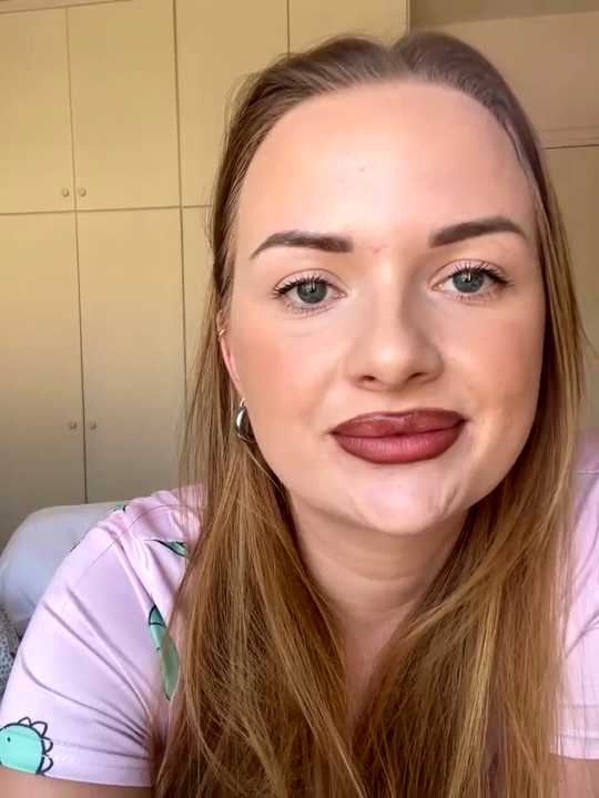 ElenaRebelle profile picture