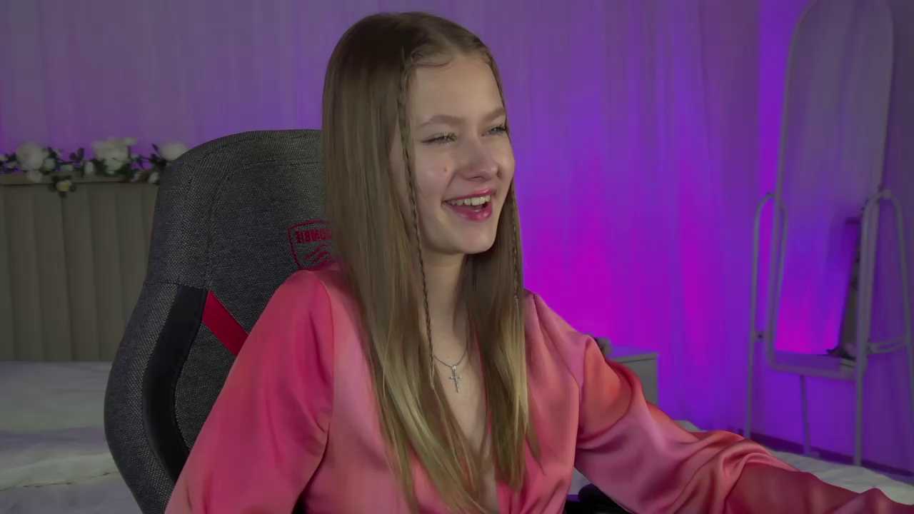 EveMundie cam recording