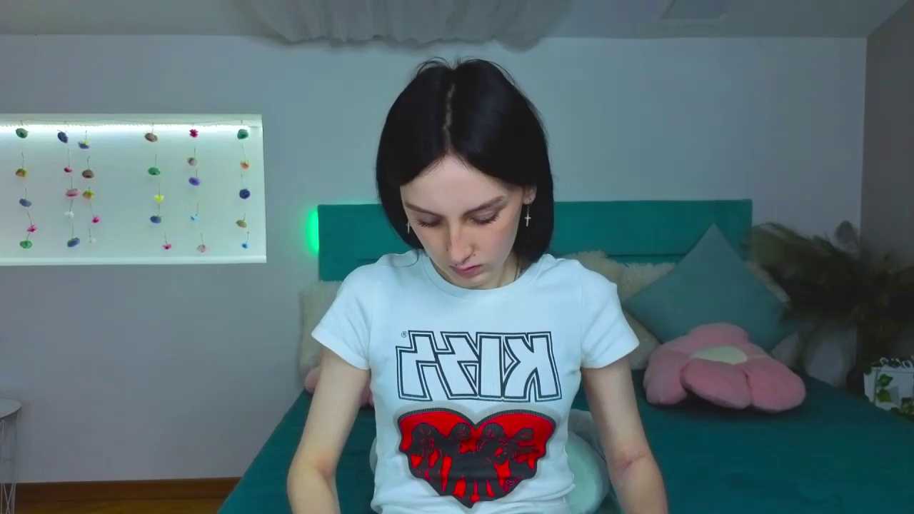 Little_moly999