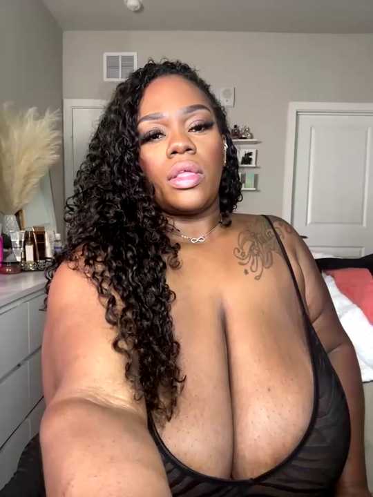 Mari_Melons profile picture