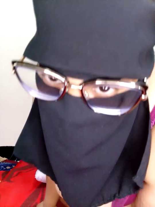 Samara-Bella cam recording