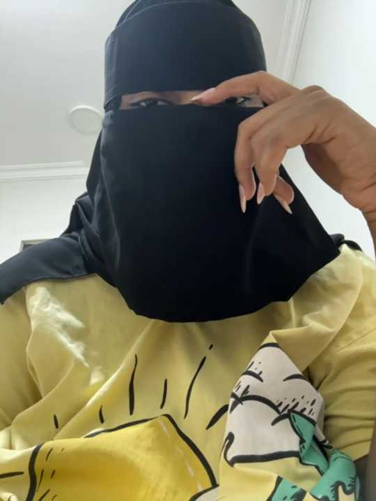 Submissive_Arab profile picture
