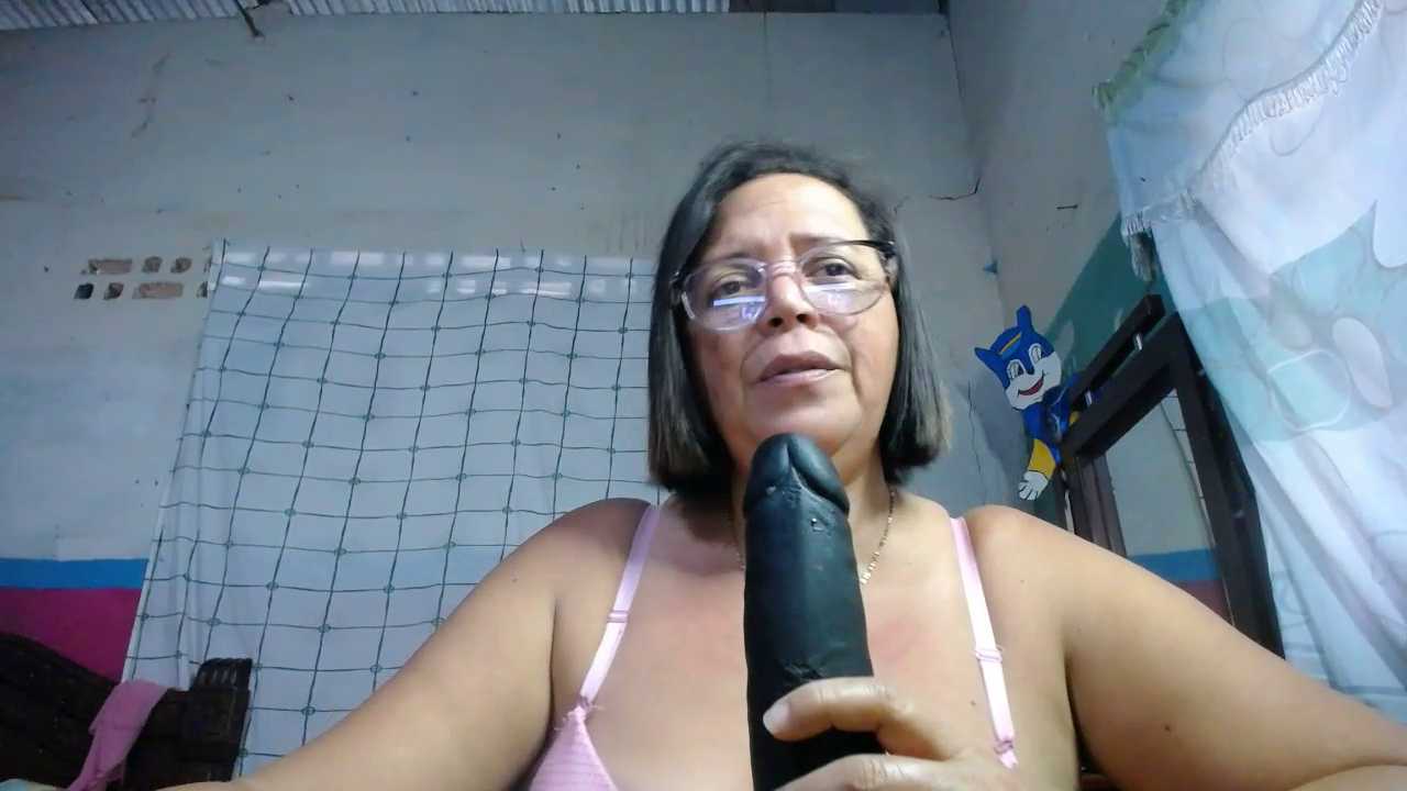 alina_maturehot