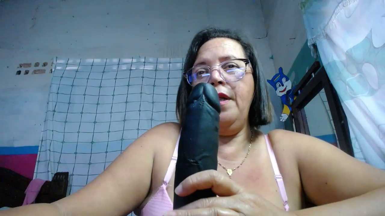 alina_maturehot
