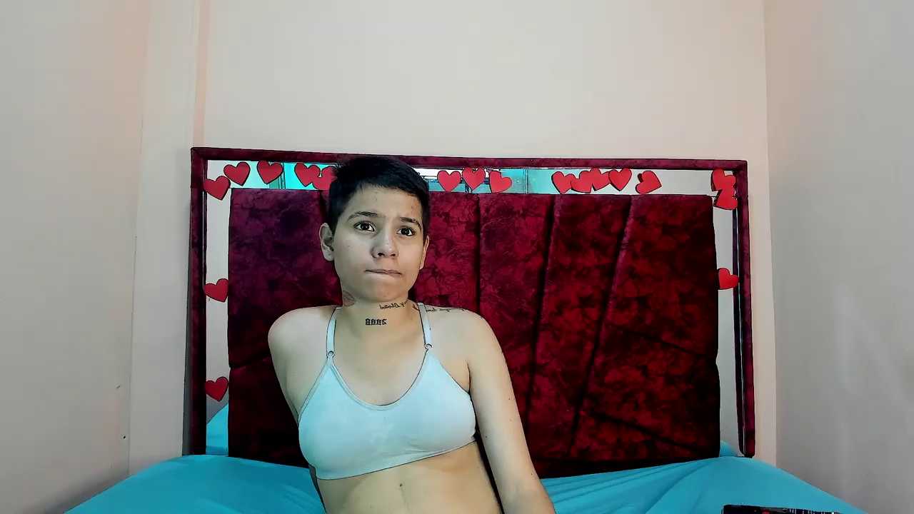 cami_hots