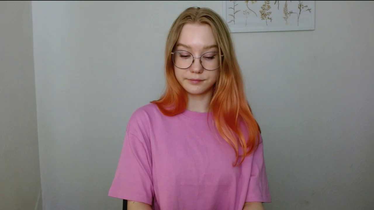 cindi_hot