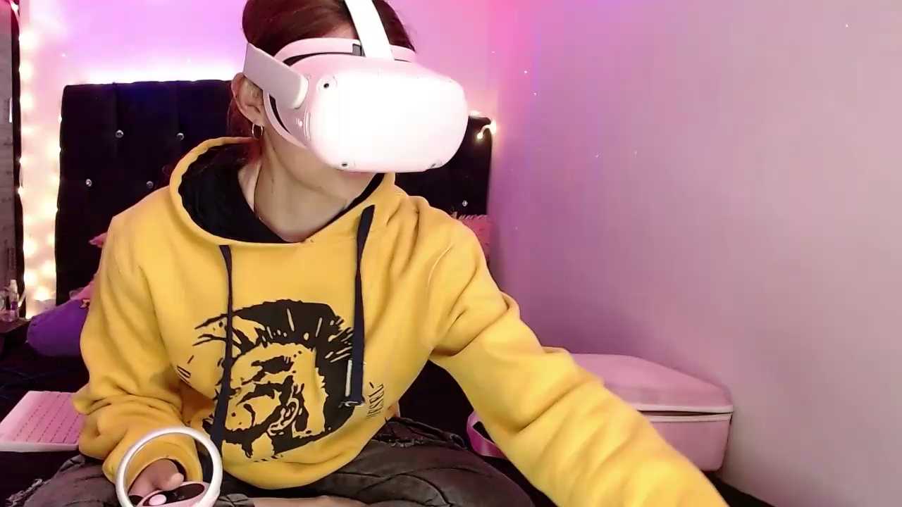 holy_juli cam recording