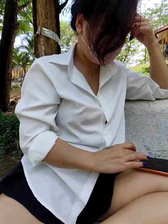 lyna_bl cam recording