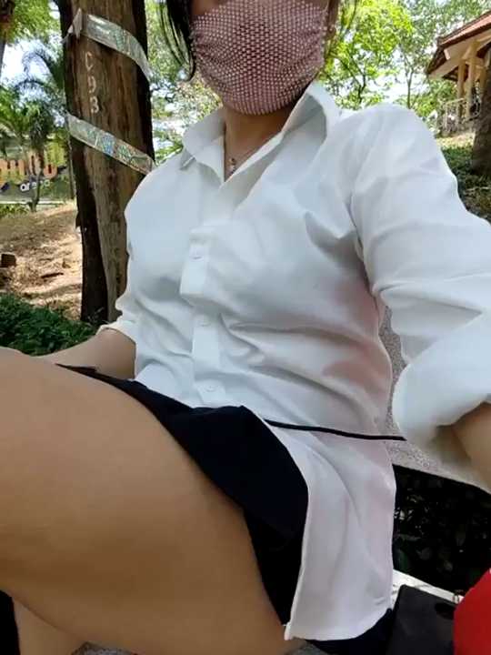 lyna_bl