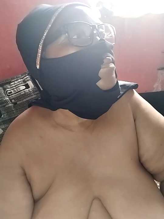 naughtygrannyXXX cam recording